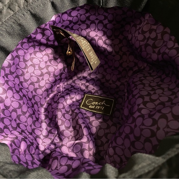 Coach Vintage Black Bucket Hat - Picture 3 of 7